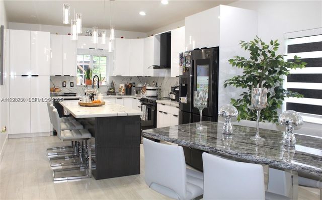 1209 NE 32nd Ave, Homestead, FL 33033