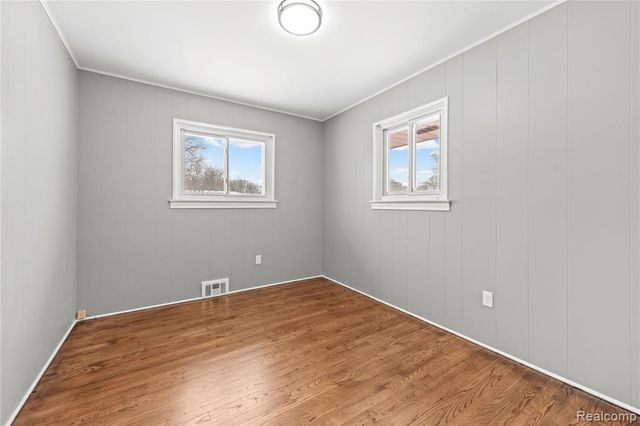 28507 Sunnydale Street, Livonia, MI 48154