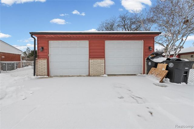 28507 Sunnydale Street, Livonia, MI 48154