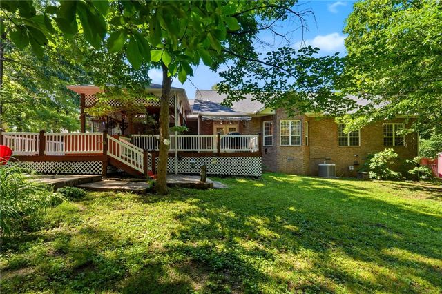 1776 Austin Walker Court, Harrison, AR 72601