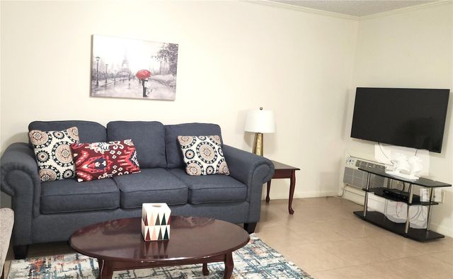 4727 W Alabama Street 104, Houston, TX 77027