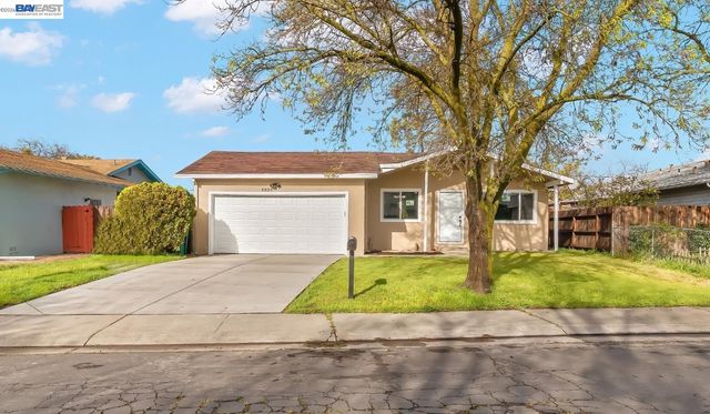 7025 Kermit Ln, Stockton, CA 95207