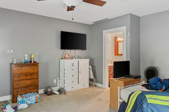 417 S Westlawn Avenue, Decatur, IL 62521