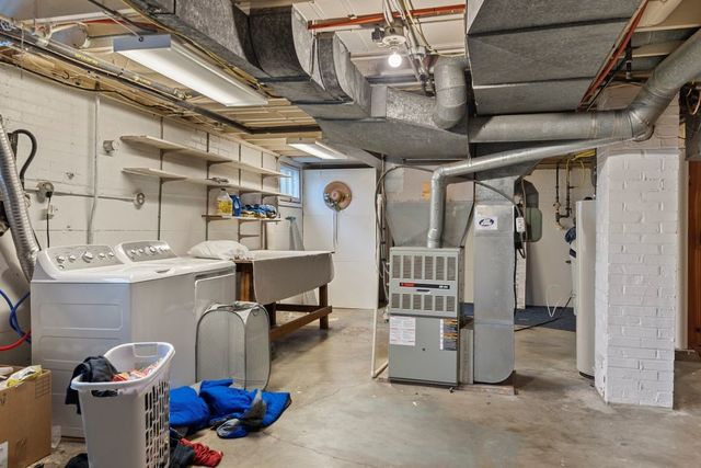 417 S Westlawn Avenue, Decatur, IL 62521