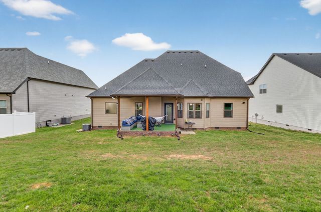 1401 Apple Blossom Rd, Clarksville, TN 37042