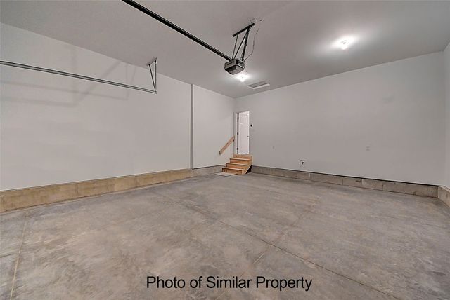 2935 Clubhouse Dr, Marion, IA 52302