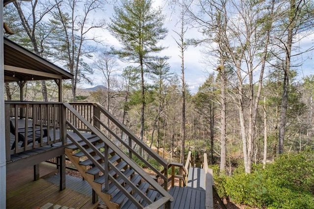 858 River Forest Run, Cleveland, GA 30528