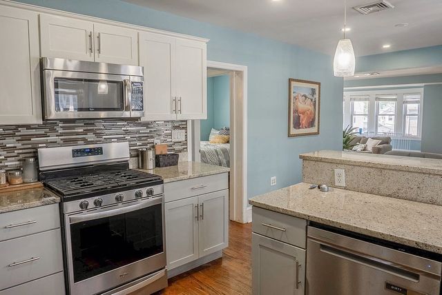 26-28 Quincy St 26, Watertown, MA 02472