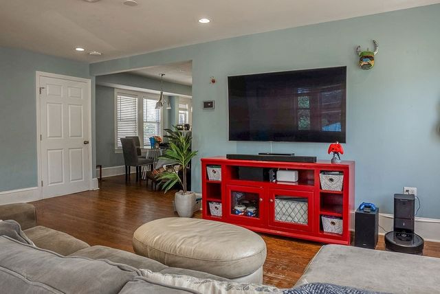 26-28 Quincy St 26, Watertown, MA 02472