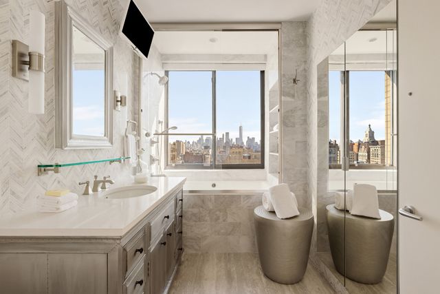 5 E 22ND Street PHDF, New York City, NY 10010