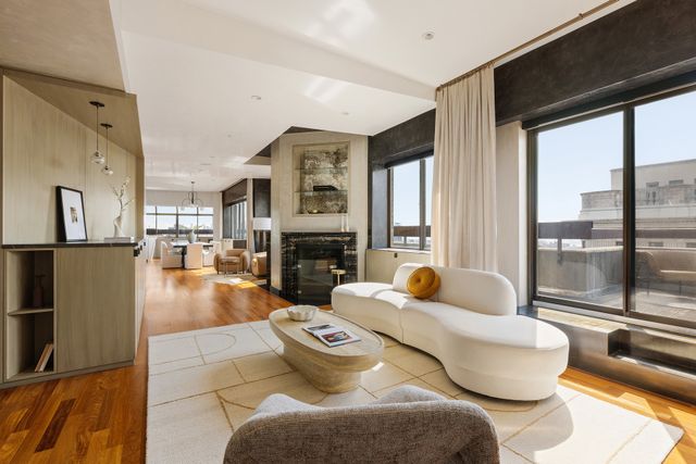 5 E 22ND Street PHDF, New York City, NY 10010
