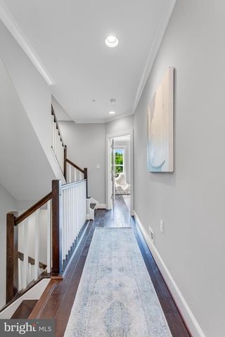 10372 SAGER AVE, Fairfax, VA 22030