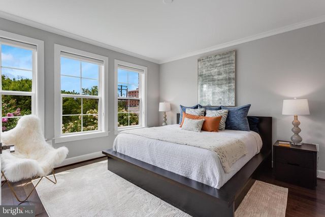 10372 SAGER AVE, Fairfax, VA 22030