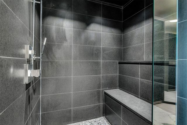 2408 Victory park 1140, Dallas, TX 75219