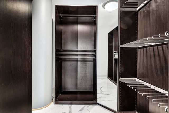 2408 Victory park 1140, Dallas, TX 75219