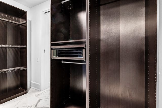 2408 Victory park 1140, Dallas, TX 75219