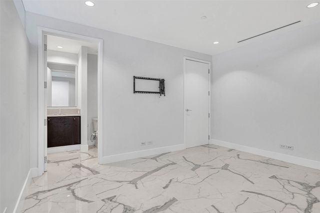2408 Victory park 1140, Dallas, TX 75219