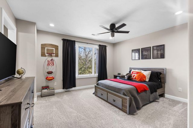 7546 Persimmon Court, Willard, MO 65781