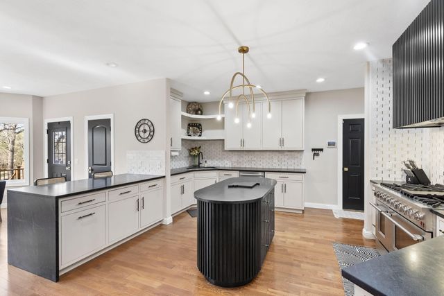 7546 Persimmon Court, Willard, MO 65781