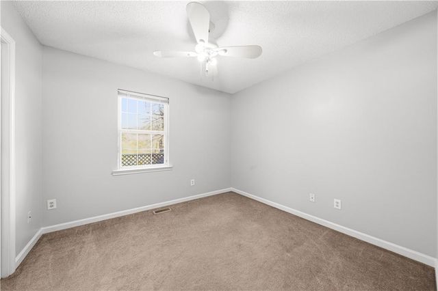 203 Terrier Drive, Calhoun, GA 30701