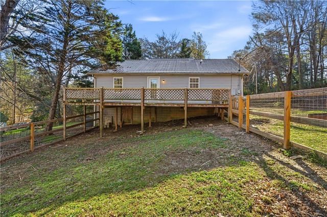 203 Terrier Drive, Calhoun, GA 30701
