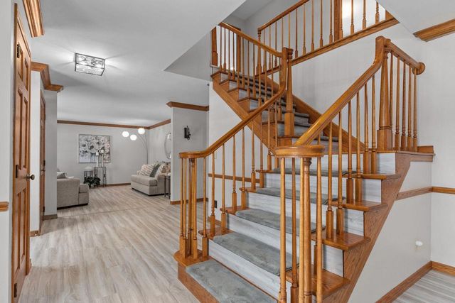 1960 CLIFFVIEW COURT, Oshkosh, WI 54902