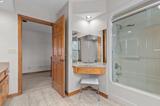 1960 CLIFFVIEW COURT, Oshkosh, WI 54902