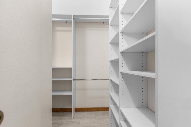 1960 CLIFFVIEW COURT, Oshkosh, WI 54902