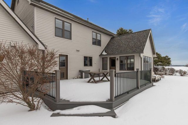 1960 CLIFFVIEW COURT, Oshkosh, WI 54902