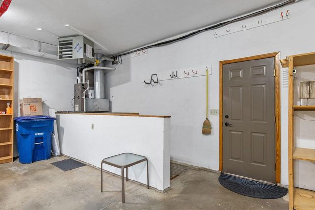 1960 CLIFFVIEW COURT, Oshkosh, WI 54902