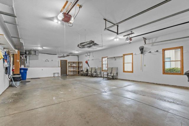 1960 CLIFFVIEW COURT, Oshkosh, WI 54902