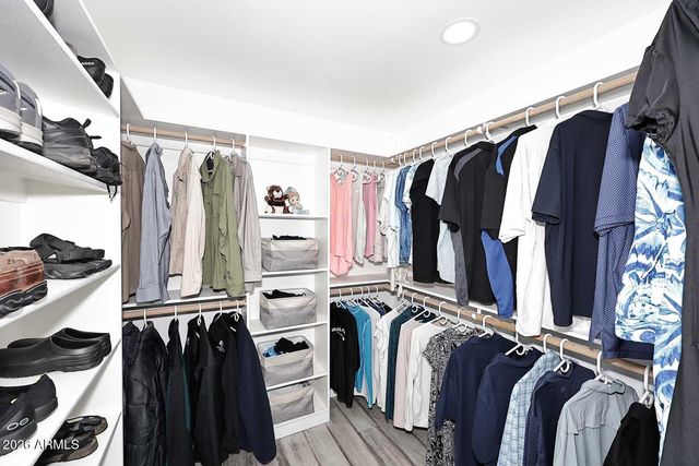 4641 E MOUNTAIN VIEW Road, Phoenix, AZ 85028