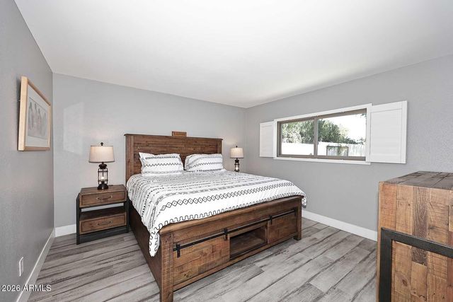 4641 E MOUNTAIN VIEW Road, Phoenix, AZ 85028