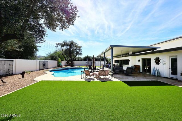 4641 E MOUNTAIN VIEW Road, Phoenix, AZ 85028