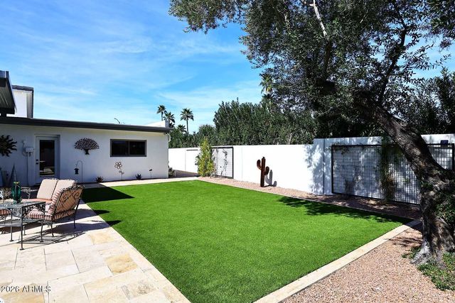 4641 E MOUNTAIN VIEW Road, Phoenix, AZ 85028