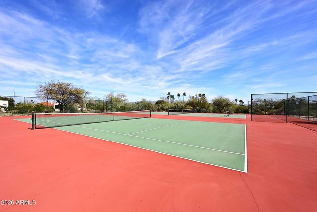 4641 E MOUNTAIN VIEW Road, Phoenix, AZ 85028