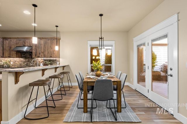 1243 E Prairiefire St, Meridian, ID 83646