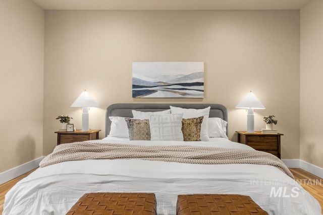 1243 E Prairiefire St, Meridian, ID 83646