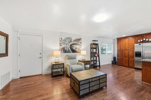 14225 Lora 62, Los Gatos, CA 95032