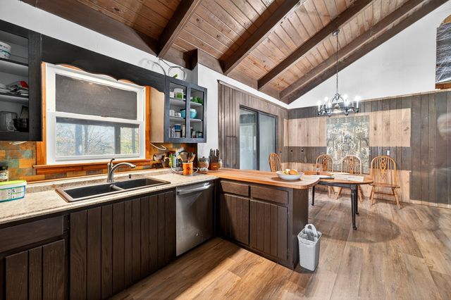 2243 Bear Camp Rd, Centerville, TN 37033