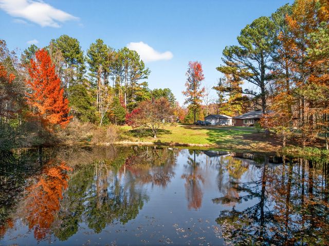 2243 Bear Camp Rd, Centerville, TN 37033