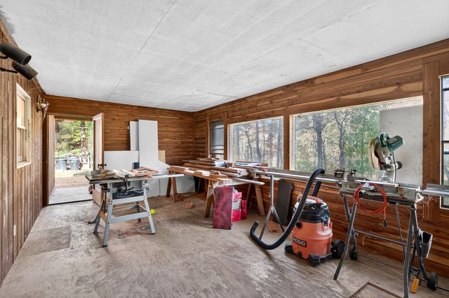 2243 Bear Camp Rd, Centerville, TN 37033