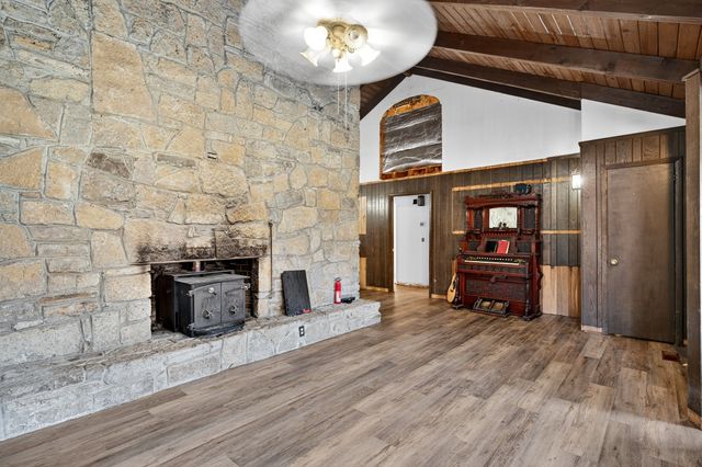 2243 Bear Camp Rd, Centerville, TN 37033