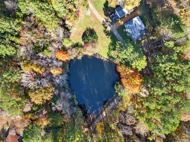 2243 Bear Camp Rd, Centerville, TN 37033