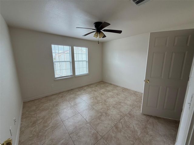 2724 Avenue D Avenue 4, San Leon, TX 77539