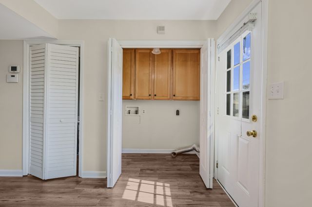 224 Edgewood Dr, Hendersonville, TN 37075