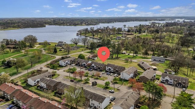 224 Edgewood Dr, Hendersonville, TN 37075