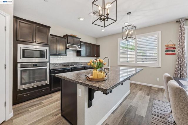 455 Leonardo Way, Mountain House, CA 95391