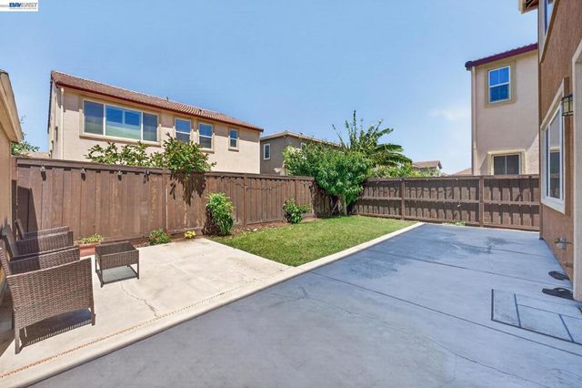 455 Leonardo Way, Mountain House, CA 95391