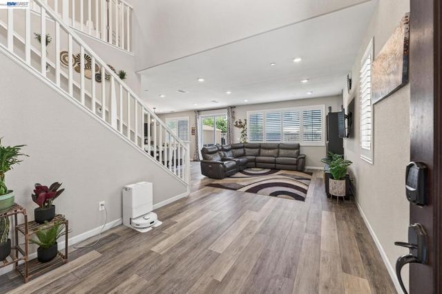 455 Leonardo Way, Mountain House, CA 95391